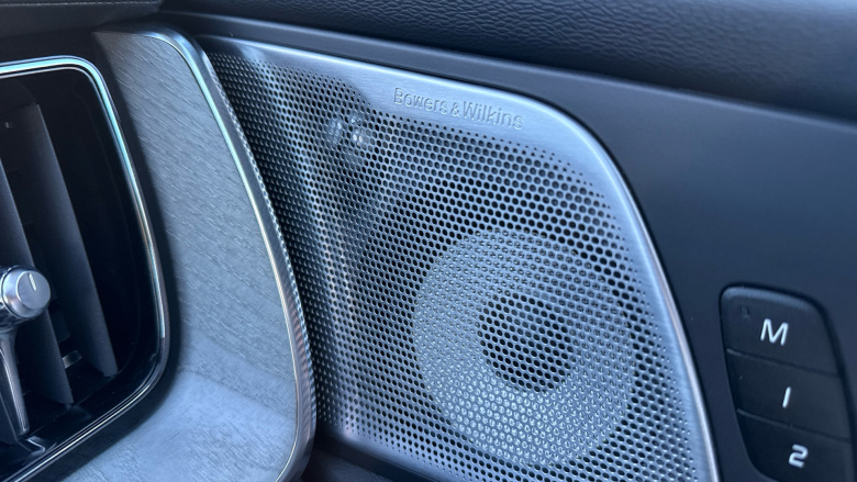 Volvo XC60 2.0 B5P Ultra Dark 5dr AWD Geartronic Petrol Estate